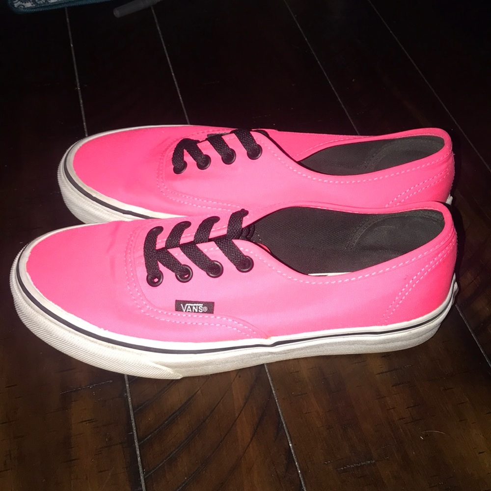 Vans - Picture 4 of 6